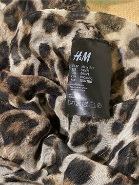 H&M Brown and Black Leopard Print Scarf